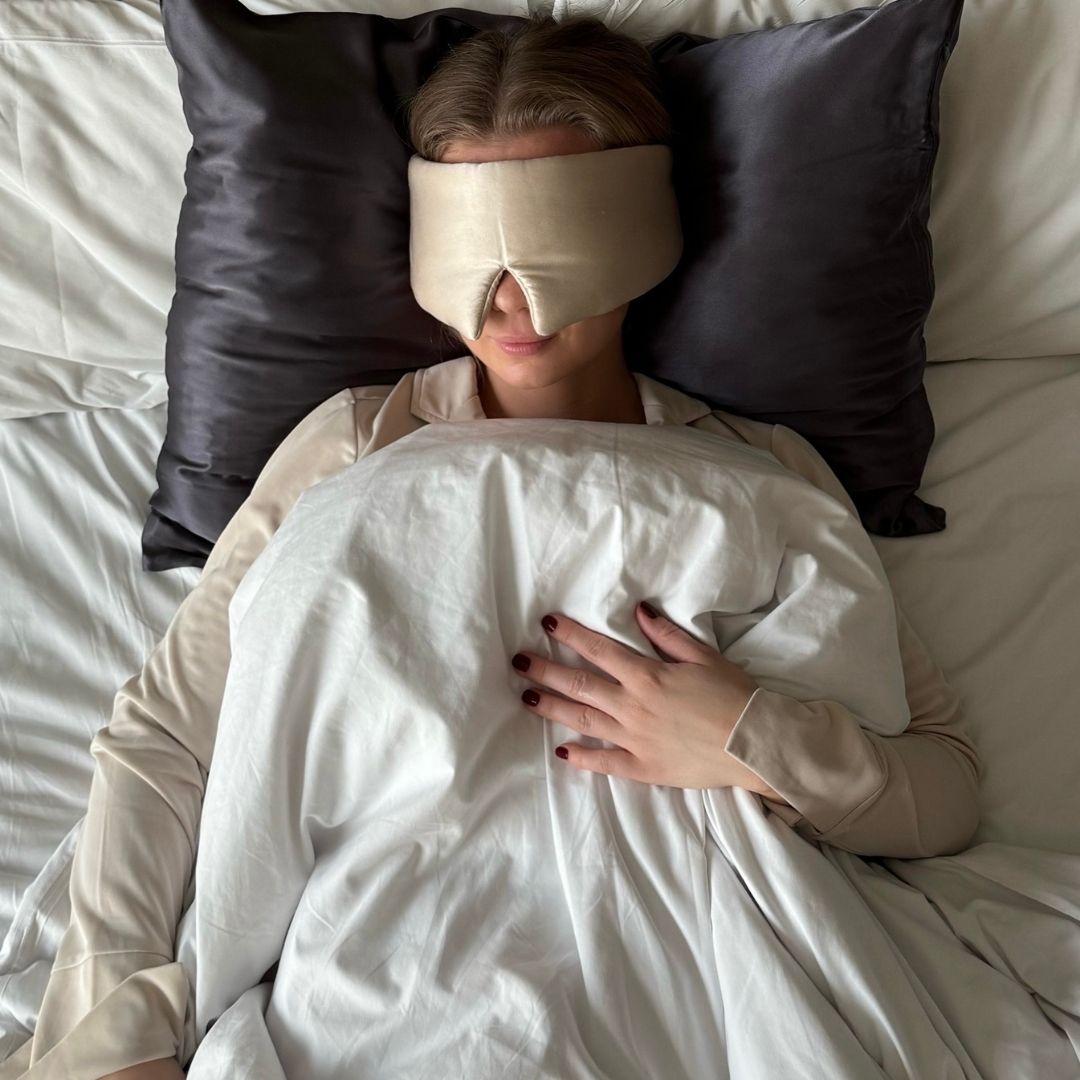 Cozy Silke Sovemaske | Beige