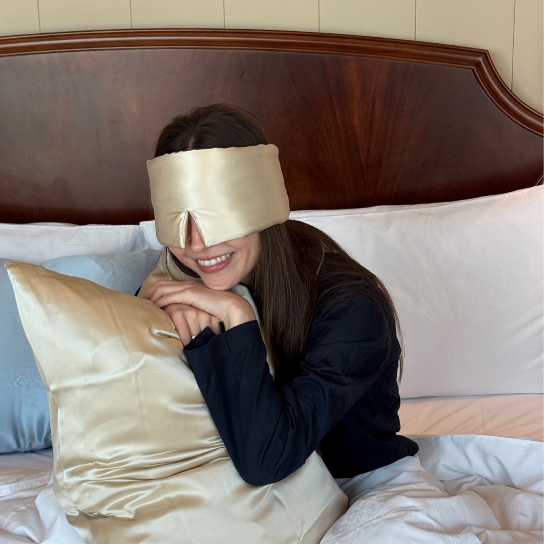 Cozy Silke Sovemaske | Beige