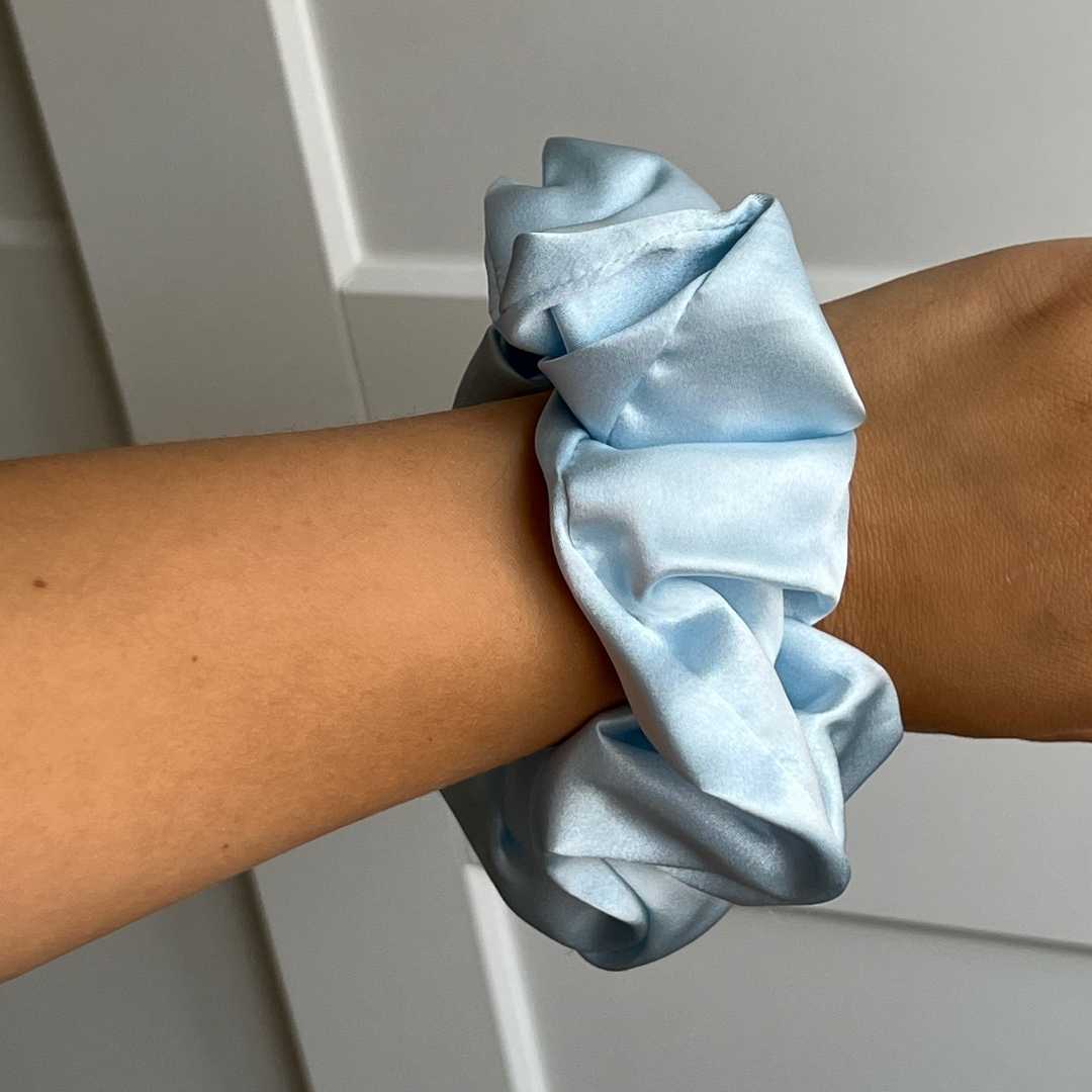 Silke Scrunchie XL | Baby Blue