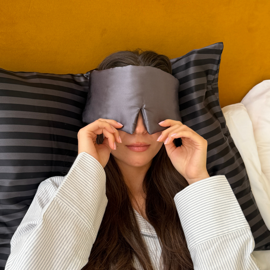 Cozy Silke Sovemaske | Mørkegrå