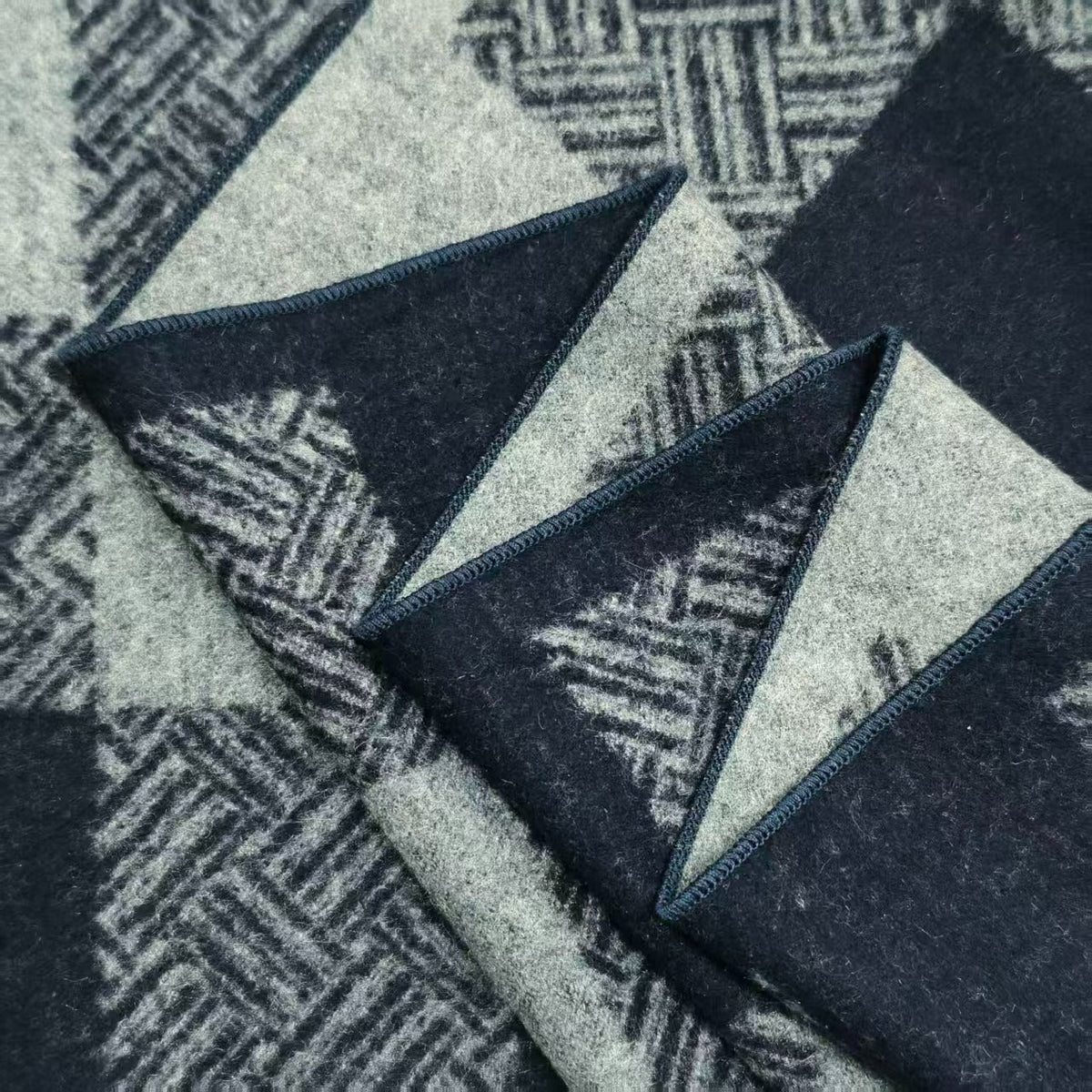 Brushed Silk Scarf – 100% Mulberry Silke | Deep Blue Mosaic